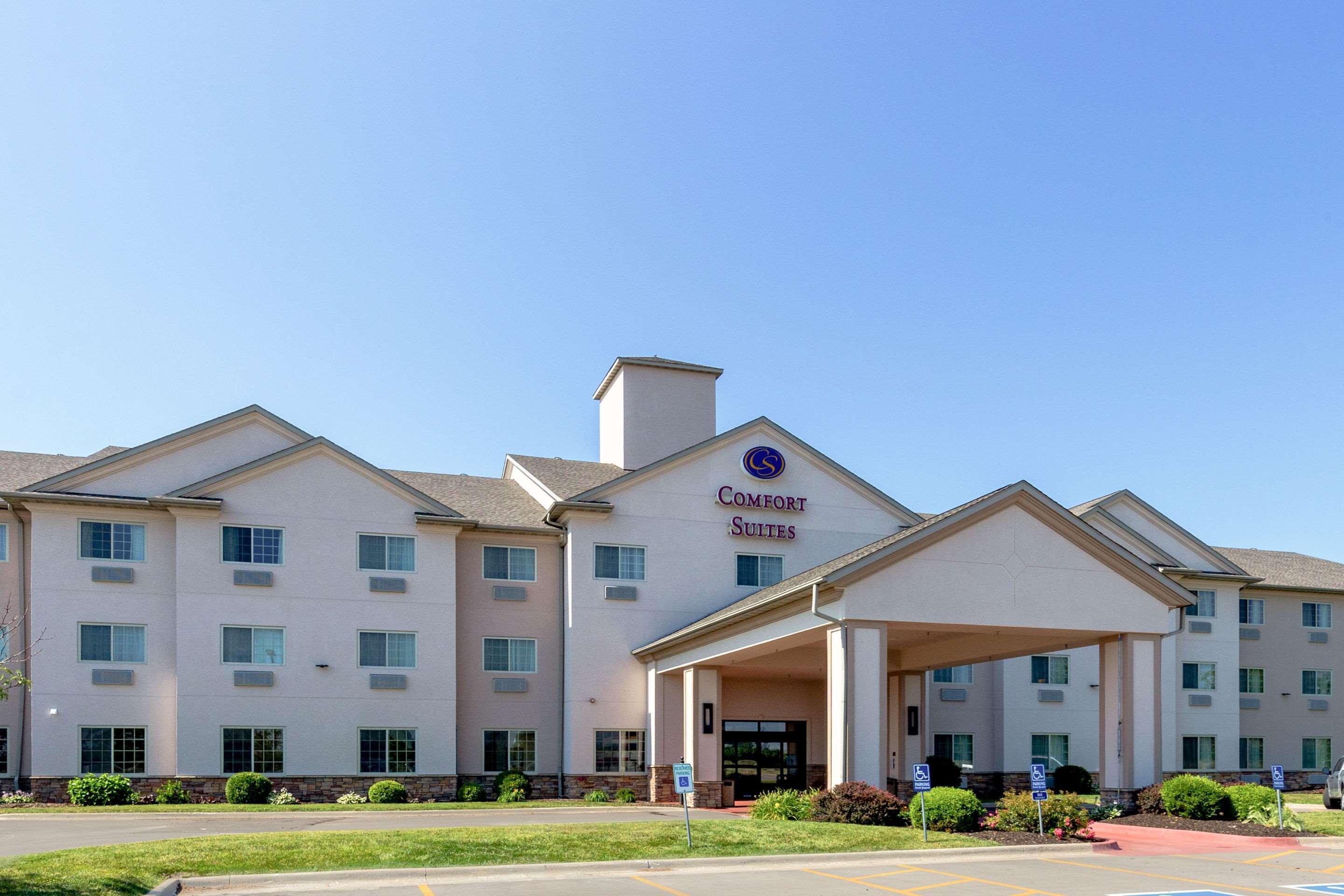 Comfort Suites Burlington Exterior foto